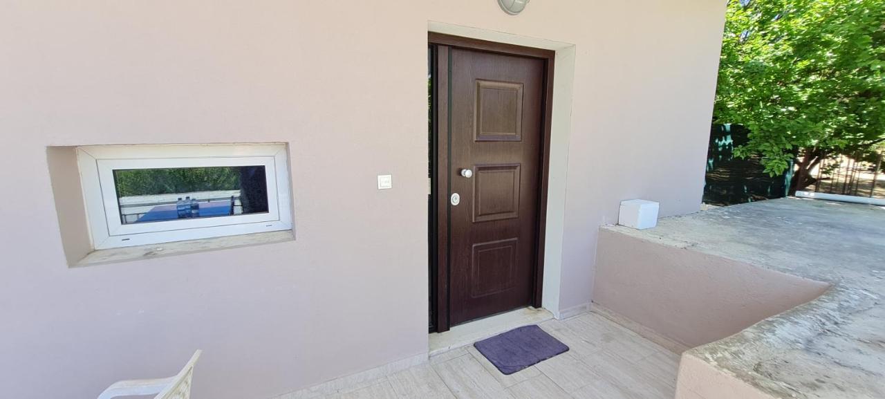 Apartament Gerys House Nikiana Zewnętrze zdjęcie